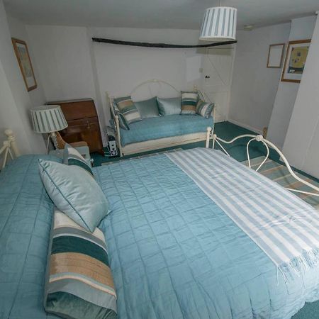 Buttercup Cottage Holt  Ngoại thất bức ảnh
