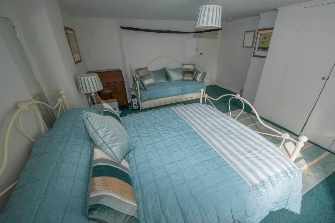Buttercup Cottage Holt  Ngoại thất bức ảnh